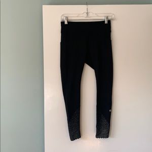 Lululemon Tight Stuff Tight size 6 Black